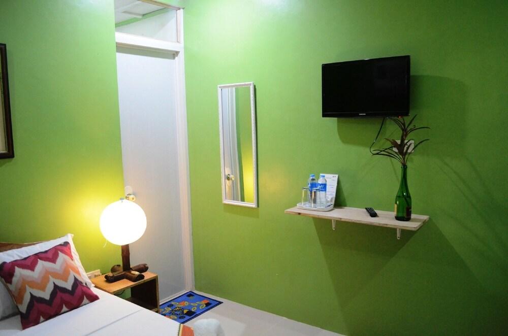 El Taraw Bed & Breakfast Puerto Princesa Exterior photo